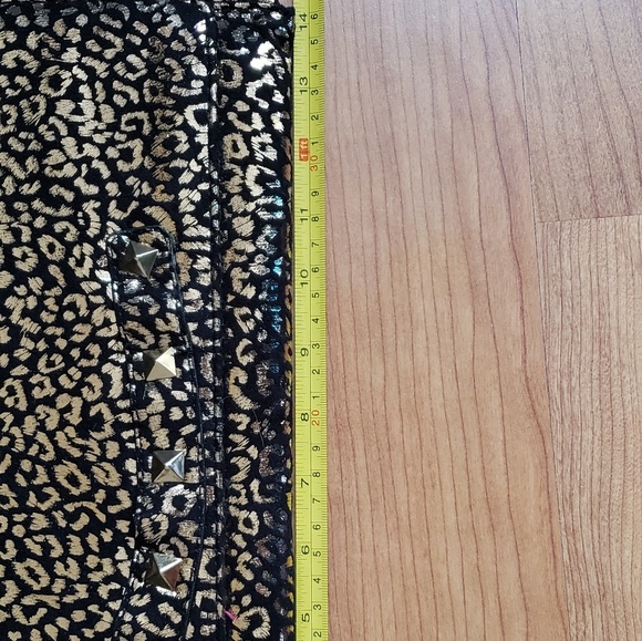 Betsy Johnson Gold & Black Leopard Purse - Picture 4 of 8